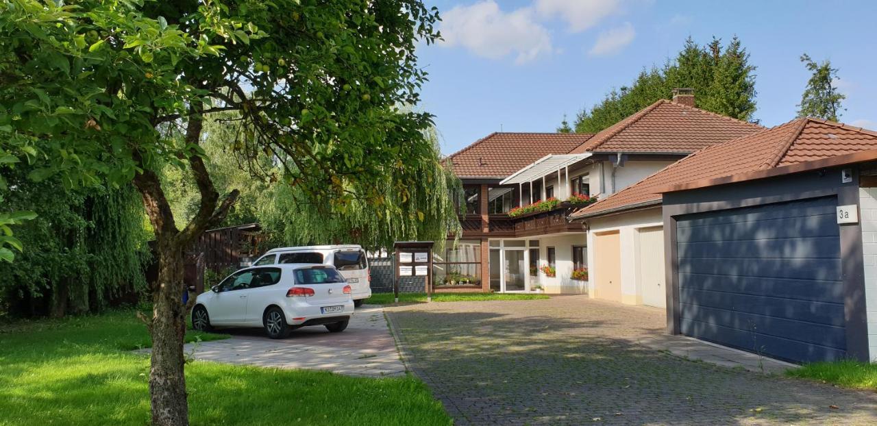 Apartment Froschkönig Mit Teichblick
